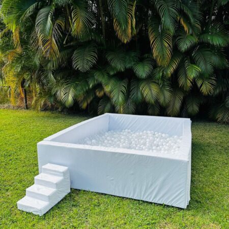 Piscina de Bolinhas Branca Luxo