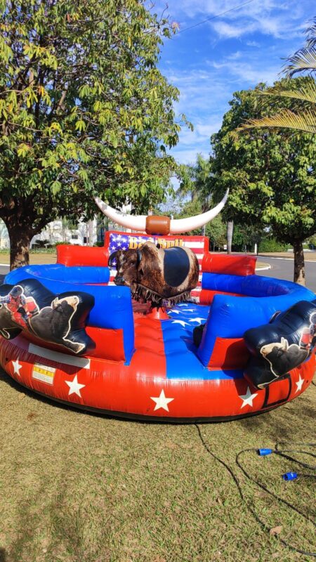 Touro Mecânico Americano